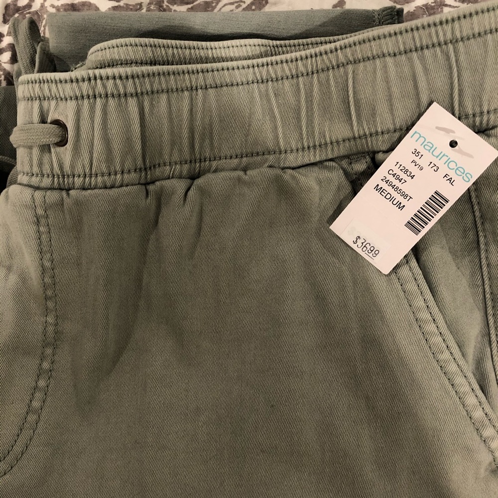 Pants - Picture 3 of 3